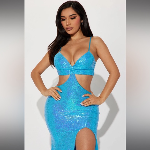 Liliana Sequin Maxi Dress - Picture 3 of 4